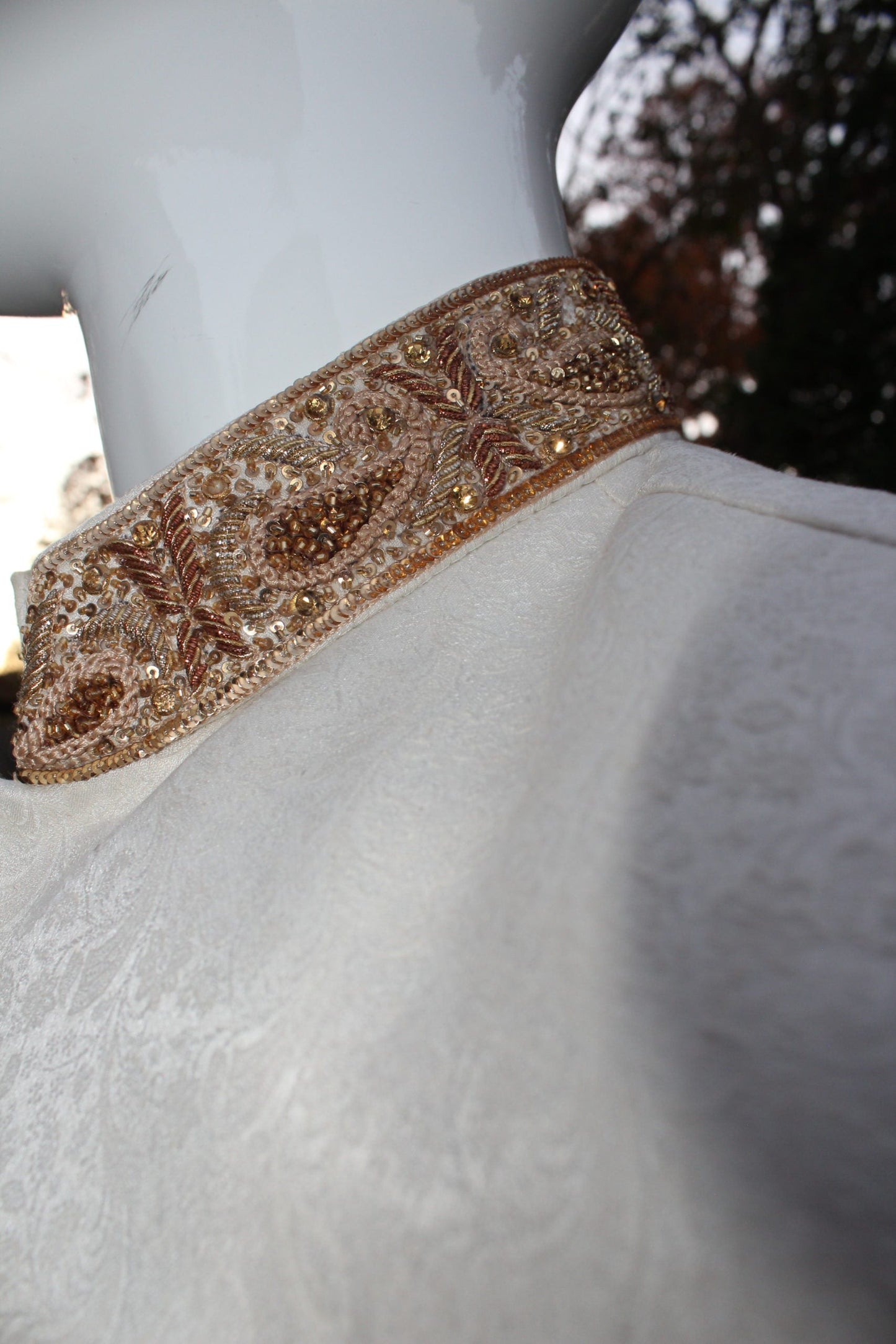 Pakistani White Embellished Men Sherwani