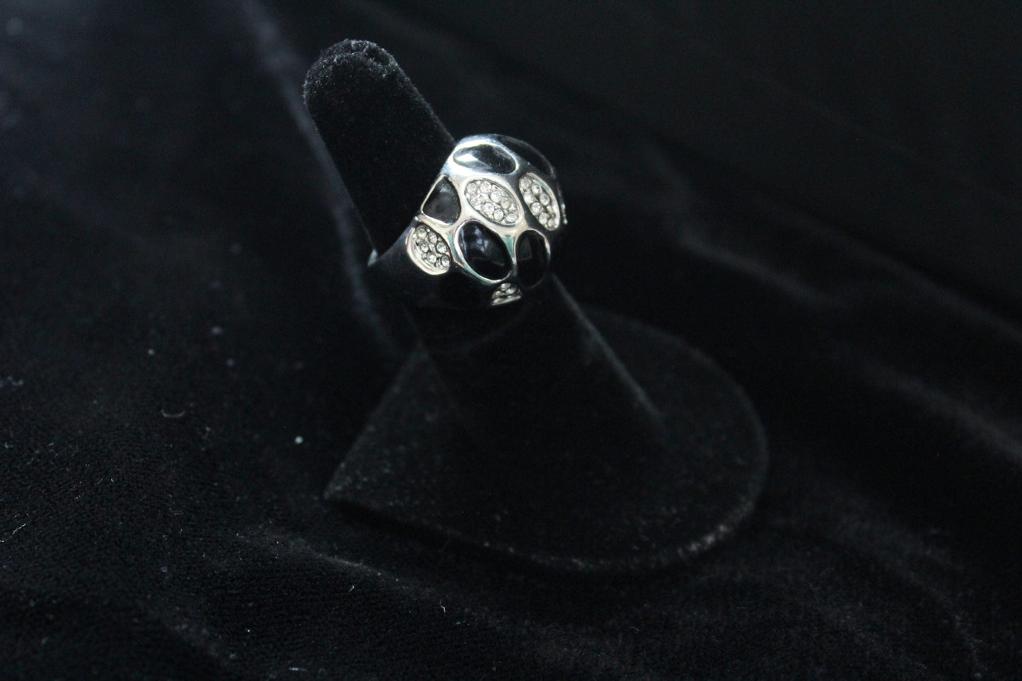 Women Stone Alignment Ring