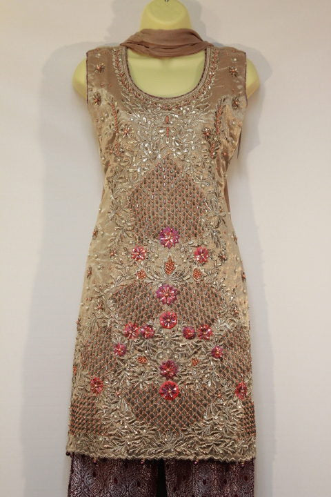 Pakistani Purple Embroidered Women Outfit