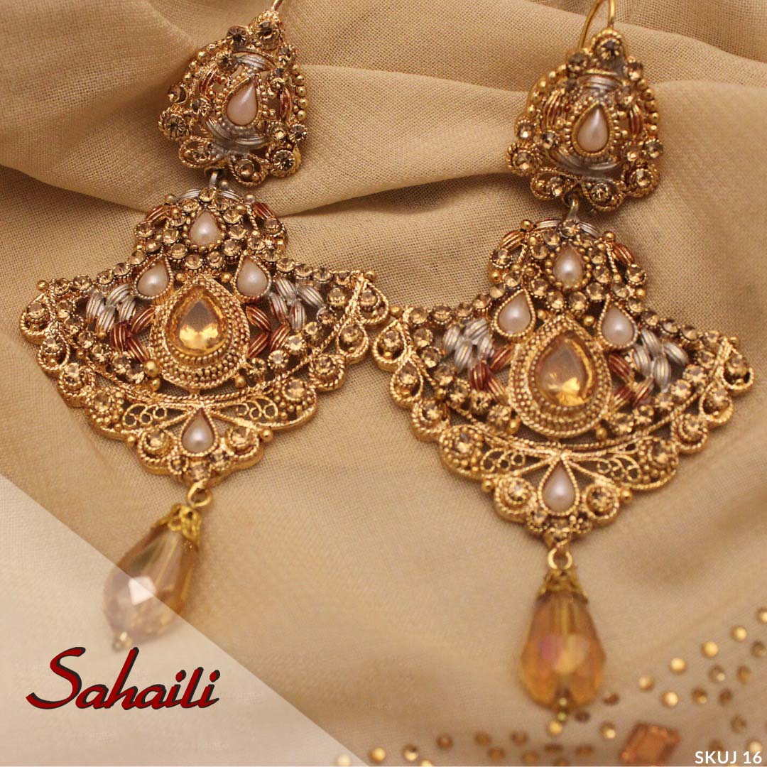 Pakistani Yellow Gold Earrings
